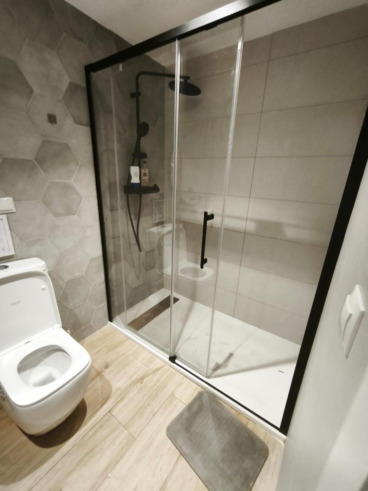 Lindo Cabanyal - Comfort Family Beachside Appartamento Valenza
